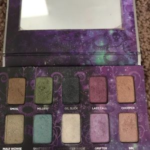 Urban decay eyeshadow pallet